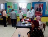 إقبال الناخبين للتصويت فى انتخابات الشيوخ بالقنطرة شرق بالإسماعيلية.. صور