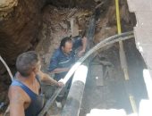 تفاصيل الهبوط الأرضى بمدخل السوق السياحى بأسوان.. صور