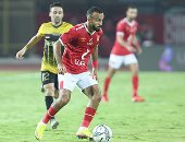 صور.. فايلر يدفع بـ"بادجى" بدلا من مروان فى بداية الشوط الثانى أمام الإنتاج