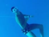 كريستيانو رونالدو يغطس 14 مترا تحت سطح البحر.. فيديو وصور