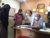 صور.. تعافى وخروج 269 حالة كورونا من مستشفى الحميات بقنا