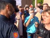 فيديو وصور لمظاهرات فى إسبانيا ضد ارتداء الكمامة.. ومشادات مع الشرطة بمدريد