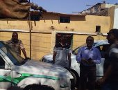 رفع الإشغالات من حى شرق مدينة كوم أمبو.. صور 