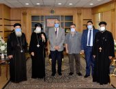 وفد الكنيسة القبطية يهنئ رئيس جامعة المنصورة بالعام الهجرى الجديد (صور)