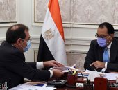 رئيس الوزراء يطمئن على أرصدة المخزون الاستراتيجى من المنتجات البترولية   