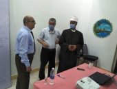 رئيس المنطقة الأزهرية بالإسكندرية يتفقد لجان معهد الفتيات