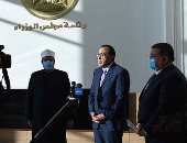 رئيس الوزراء: جاهزون لشراء اى لقاح عالمى يثبت فعاليته لعلاج فيروس كورونا 