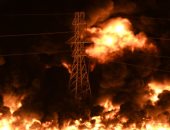انفجار وحريق هائل يلتهم مستودع صناعى بولاية تكساس الأمريكية.. فيديو وصور