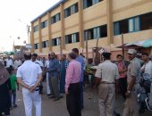 حملة مكبرة لرفع اشغالات الطرق وتوسعة وتمهيد الشوارع بمدينة أبنوب بأسيوط