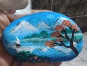 "هانى الكحلاوى " يشارك برسومات فنية على الأحجار والسيراميك 