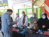 بالورود والشيكولاتة جامعة سوهاج تستقبل طلاب تنسيق المرحلة الأولى.. فيديو وصور