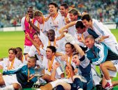 ريال مدريد يحتفل بمرور 19 عاما على ذكرى تتويجه بكأس السوبر الإسبانى السادس