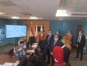 وزير التنمية المحلية يتفقد غرفة عمليات الأكاديمية الوطنية للتدريب