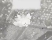 شاهد.. لحظة استهداف مجموعة إرهابية في العراق ومقتل جميع عناصرها