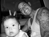 جيمس رودريجيز يستغل الخروج من دوري الأبطال في قضاء وقت عائلي مع طفله