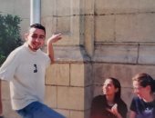 عمرو سلامة فى أولى جامعة بصورة عمرها 21 سنة.. ويعلق: فضيحة بجلاجل