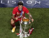 كوتينيو يودع بايرن ميونخ بعد تحقيق الثلاثية التاريخية وإذلال برشلونة