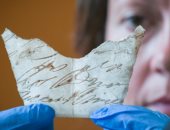 اكتشاف قطع أثرية نادرة من القرنين الـ15 و16 تحت أرضية "قاعة أوكسبرج" ببريطانيا