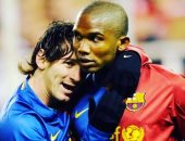 صامويل إيتو يعلق على قرار رحيل ميسى من برشلونة