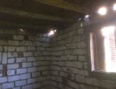 أرملة تناشد محافظ الشرقية والتضامن إعادة بناء منزلها لحماية أسرتها من الشتاء القادم