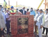 محافظ أسيوط يضع حجر أساس المرحلة الثانية من مشروع محطة مياه أبنوب والفتح.. فيديو