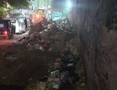 سيبها علينا.. قارئ يشكو انتشار القمامة بجوار مركز شباب المشابك بفيصل