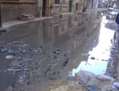 أهالى منطقة الطيار بالمحلة يشكون طفح مياه الصرف الصحى 