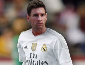بيريز  يرى انتقال ميسي إلى ريال مدريد أمر جنونى من المستحيل حدوثه