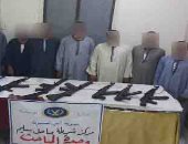 أمن أسيوط يحبط خصومة ثأرية ويضبط 8 قطع سلاح