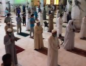 محافظا الفيوم وأسوان يشددان على تطبيق الإجراءات الوقائية بالمساجد.. صور