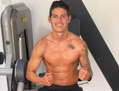 جيمس رودريجيز يعلن جاهزيته من داخل الجيم في إشارة غير مباشرة لمغادرة ريال مدريد.. صورة