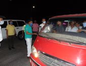 مرور مطروح يشن حملة مرورية على السيارات لمتابعة الإجراءات الاحترازية.. صور