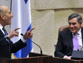 محامٍ إسرائيلي يكشف رغبة إيهود أولمرت في فك المستوطنات