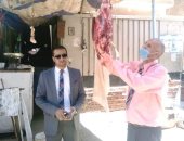 "بيطرى أسوان" تحرر ٤ محاضر لأصحاب محلات الجزارة لمخالفتهم الاشتراطات الصحية