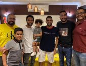 بالصور .. كهربا والشحات يدعمان مؤمن زكريا