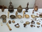 الداخلية تحبط تهريب مخطوطات أثرية خارج البلاد..صور