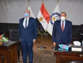 مجلس جامعة بنى سويف يقف دقيقة حداد على أرواح شهداء بئر العبد