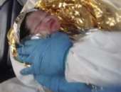 مهاجرة مصابة بكورونا تلد أثناء نقلها من جزيرة لامبيدوزا الإيطالية