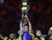 مواصفات كأس الدوري السعودي بعد فوز الهلال باللقب.. أغلى من كأس العالم