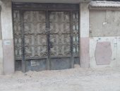 أهالى شارع مصنع المكرونة مدينة شبراخيت يطالبون بإعادة رصف الطريق