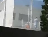 ميسي يلعب "بادل تنس" فى منزله مع سواريز وبيبي كوستا.. فيديو 