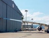 اصطدام طائرة الرئيس الفرنسى إيمانويل ماكرون بعنبر فى مطار بيروت