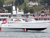 "الطائر فوق الأمواج".. سويسرا تطلق أول قارب يعمل بالكهرباء 100%.. ألبوم صور
