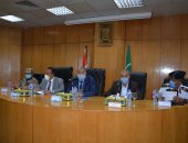 محافظ المنيا يوجه بتجهيز وصيانة 34 مخرا للسيول ورفع درجة الاستعداد القصوى