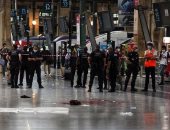 الشرطة الفرنسية تكشف هوية منفذى عملية الطعن فى باريس