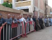 طوابير أمام لجان نجع حمادى بقنا للتصويت فى انتخابات الشيوخ.. صور