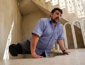 عراقى بُترت ساقاه فى حرب الموصل وتسببت كورونا فى معاناة أطفاله.. صور