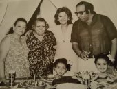 4 أجيال × صورة من أرشيف أسرة حسن مصطفى وميمى جمال