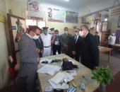 فيديو وصور.. محافظ سوهاج ونائبه يتفقدان مقار لجان انتخابات مجلس الشيوخ 