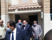 محافظ القاهرة يتفقد مشروع المحروسة ويشرف على تسكين الأهالى.. صور 